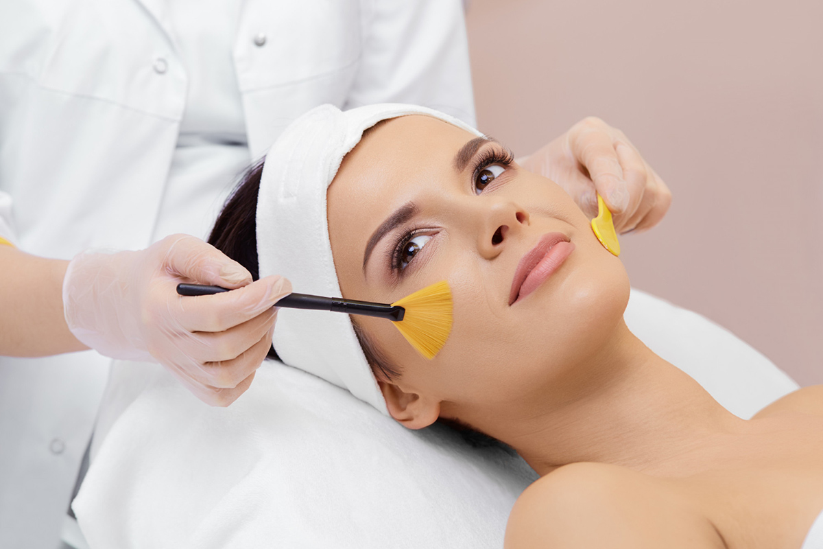What to Expect from Facial Waxing: A Comprehensive Guide