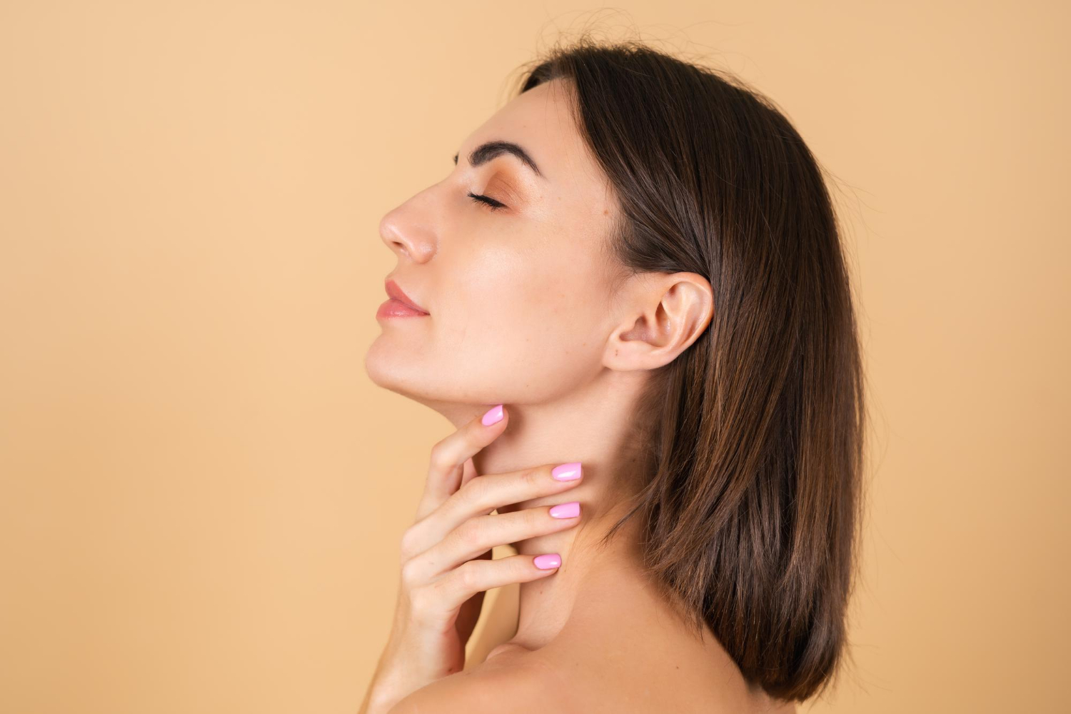 Achieving Youthful Look with Non-Surgical Neck Lift Body Sculpting