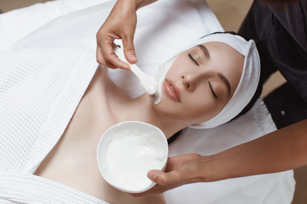 The Surprising Health Benefits of Facials You Never Knew